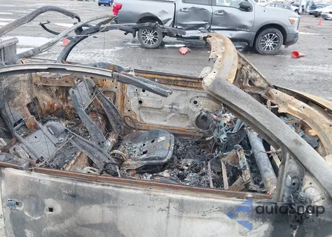 2009 Volkswagen New Beetle 2.5L из США, поврежденный, VIN 3VWRF31Y49M409959